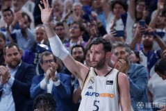 足球小联赛冷门频出，强队翻车黑马传奇盘点