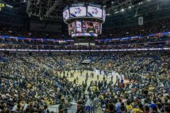 心脏骤停！字母哥0.1秒生死补篮，雄鹿这运气，真没谁了